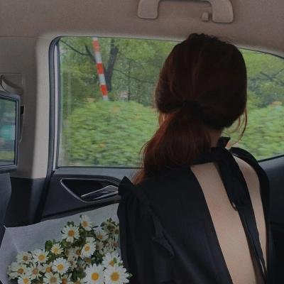 穿书后我抱紧老公大腿